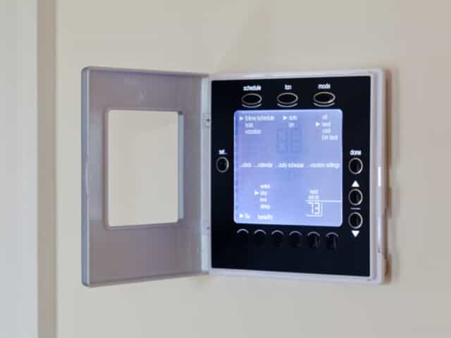 Smart thermostat